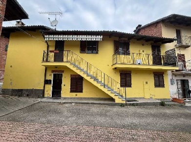 Foto Appartamento a Montaldo Torinese di 132 m² con 5 locali in vendita