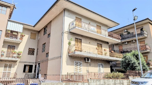 Foto Appartamento in VIA IV NOVEMBRE, Aci Catena Centro di 122 m²