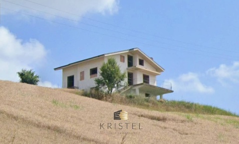 Foto Villa unifamiliare in VIA STRADA FAGNANO, Città Sant'Angelo di 338 m²