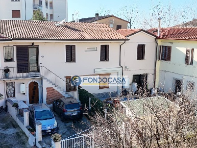 Foto Appartamento in Viale della stazione 177, Massa Centro di 110 m²