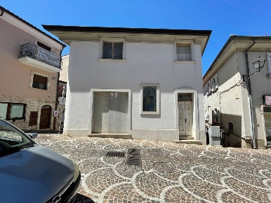 Foto Case semi ndipendenti in via umberto I, Ariano Irpino di 160 m²