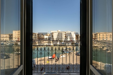 Foto Appartamento in Piazza Pancali 15, Siracusa Ortigia di 214 m²
