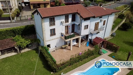 Foto Appartamento a Pontoglio di 102 m² con 3 locali in vendita