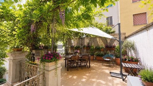 Foto Appartamento in via Castel Morrone 1, Milano Indipendenza di 92 m²