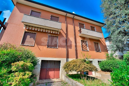 Foto Villa unifamiliare in Via Italia 14, Bellusco Centro di 119 m²