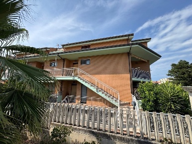 Foto Duplex in Via termini 3, Vasto di 95 m² con 4 locali in vendita