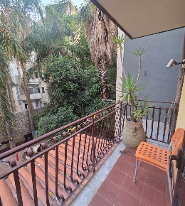 Foto Case semi ndipendenti a Catania Gioeni di 120 m² con 6 locali
