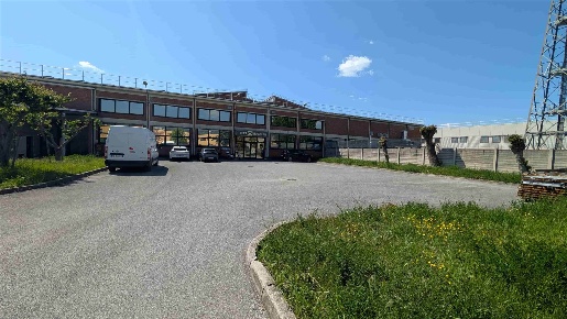 Foto Ufficio a Trieste Borgo San Sergio di 530 m² con 7 locali in affitto