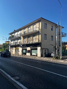 Foto Appartamento in via Ruggeri da Stabello 78, Bergamo Valverde di 117 m²