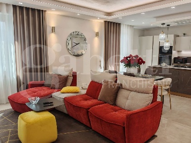 Foto Appartamento in Via Campania 62, Venafro Centro di 107 m² con 3 locali