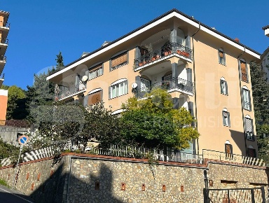 Foto Appartamento in Privata Gazzano, Imperia Porto Maurizio di 62 m²