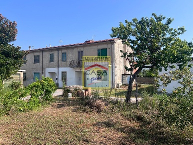 Foto Casa indipendente a Cascina San Frediano Sud - San Lorenzo a Pagnatico
