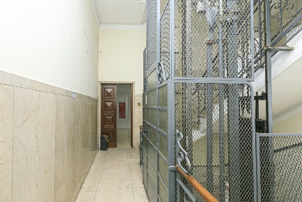 Foto Ufficio in Via XX Settembre 6, Genova Foce di 339 m² con 14 locali