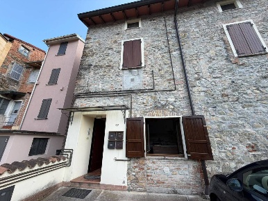 Foto Appartamento a Medesano di 40 m² con 1 locali in vendita