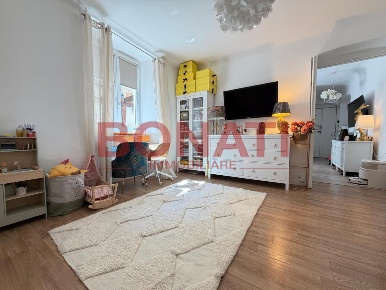 Foto Appartamento in Via Napoli 96, La Spezia Centro Storico di 71 m²