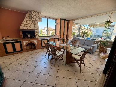 Foto Attico in Via F. Ferrucci, Latina Centro di 151 m² con 5 locali