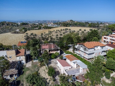 Foto Case semi ndipendenti in via ripoli 11, Spoltore di 142 m² in vendita