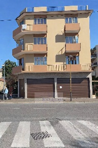 Foto Appartamento a Venezia Mestre di 77 m² con 5 locali in vendita