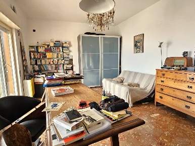 Foto Appartamento in Via Pomposa, Genova San Teodoro di 106 m² con 6 locali