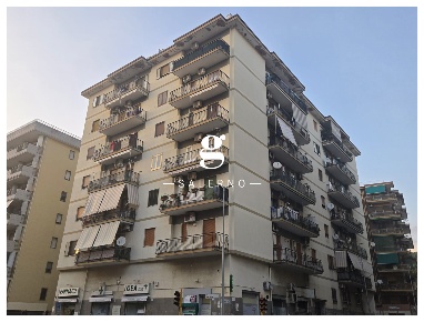 Foto Appartamento in Via Medaglie D'Oro 51, Salerno Pastena - Pastena Alta