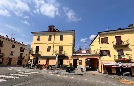 Foto Appartamento in martiri, Cumiana Centro di 75 m² con 3 locali
