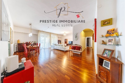 Foto Appartamento a Livorno Coteto di 156 m² con 5 locali in vendita