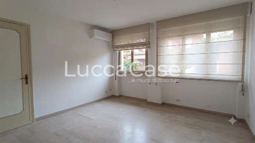 Foto Ufficio a Lucca San Marco - Acquacalda di 50 m² con 3 locali