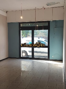 Foto Locale commerciale a Livorno Coteto di 39 m² con 1 locali in vendita