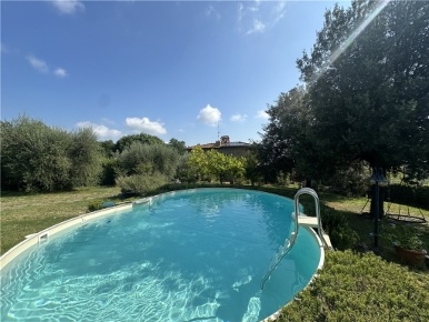Foto Rustico in VIA FONTEREGGI 1, Montespertoli di 248 m² con 8 locali