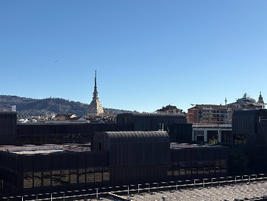 Foto Appartamento in Via Pisa 18, Torino Aurora di 183 m² con 6 locali