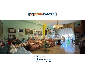 Foto Appartamento in VIALE NAZ.ADRIATICA NORD 90, Pescara di 144 m²
