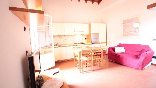 Foto Appartamento in Borgo del Ghetto, Cento Cento Paese di 50 m²