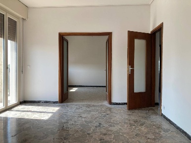 Foto Appartamento in VIALE REPUBBLICA, Mantova Centro di 135 m² in vendita