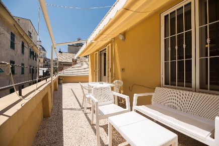 Foto Attico in Piazza Campetto, Genova Caricamento di 40 m² con 1 locali