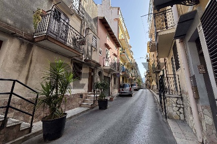 Foto Casa indipendente in Via Benedetto Balsamo 129, Monreale Centro