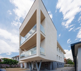 Foto Appartamento in Via Piave 31, Ciriè Centro di 142 m² con 5 locali