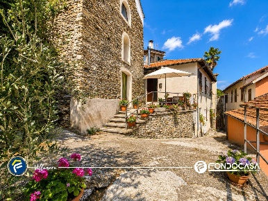 Foto Casa indipendente in Frazione Degna, Casanova Lerrone di 86 m²