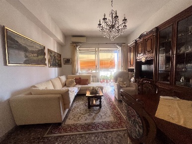 Foto Appartamento in via Carlo Piancastelli 14B, Roma di 84 m² con 2 locali