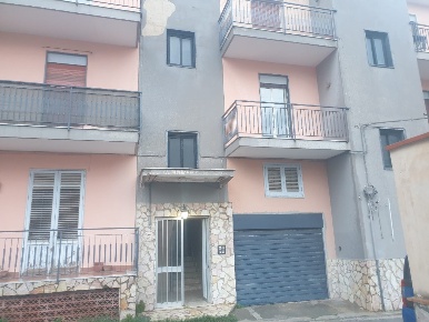 Foto Appartamento in via Aquino 5, Palermo di 77 m² in vendita