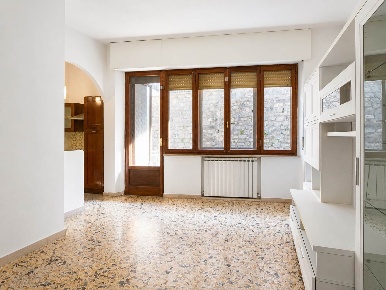 Foto Appartamento a Siena Stazione di 92 m² con 5 locali in vendita