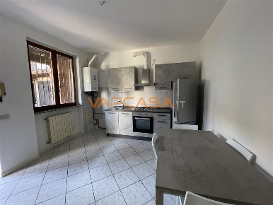 Foto Appartamento in VIA DONIZETTI, Cologno al Serio Centro di 55 m²