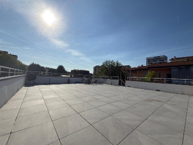 Foto Appartamento in via Carlo Cafiero, Milano Dergano di 75 m² in vendita