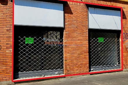 Foto Negozio in Via Rembrandt, Milano San Siro di 90 m² con 2 locali