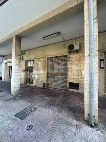Foto Negozio in armado diaz, Bari Palese di 19 m² con 1 locali in vendita
