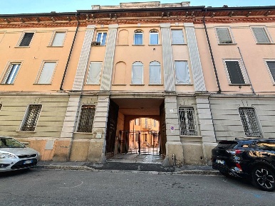 Foto Appartamento in Via San Bartolomeo 49, Piacenza Via Taverna - Ospedale