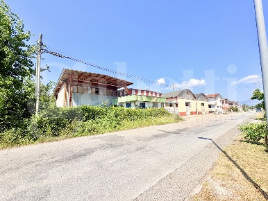 Foto Capannone industriale in Via Ori Martin snc, Ceprano Centro di 2400 m²