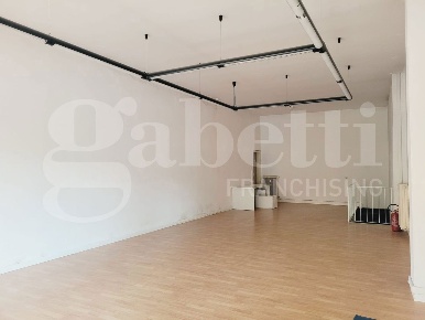 Foto Negozio in Via Giordano Bruno 94, Padova Madonna Pellegrina di 103 m²