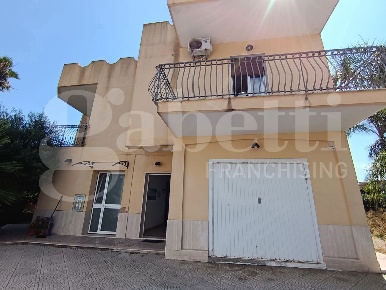 Foto Villa unifamiliare a Siracusa Carrozziere - Sacramento di 325 m²