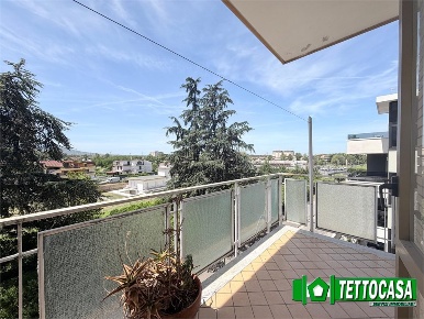 Foto Appartamento a Marigliano Centro di 100 m² con 4 locali in vendita
