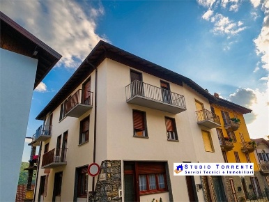 Foto Appartamento in VIA MONTE FIORI, Esino Lario Centro di 95 m²